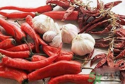 流鼻血不能吃什么食物？流鼻血吃什么好？