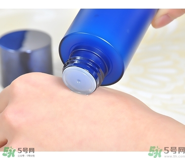 ahc水乳好用嗎？ahc水乳怎么樣？