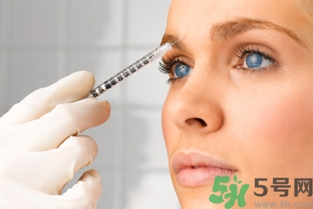 玻尿酸隆鼻的危害有哪些？玻尿酸隆鼻的副作用是什么？
