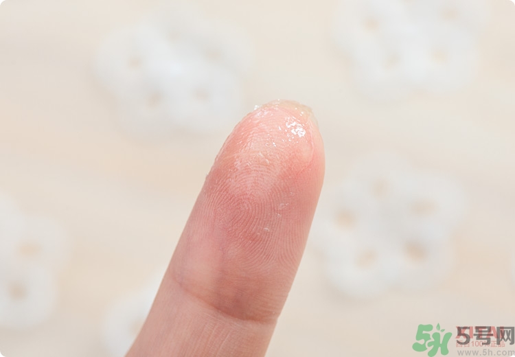 Blistex碧唇小藍(lán)罐好用嗎？怎么用？