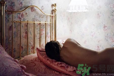 哪些女性不宜裸睡？女人裸睡的七大好處