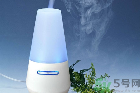 加濕器里可以加精油嗎？加濕器里可以加醋嗎？