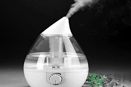 加濕器里可以加精油嗎？加濕器里可以加醋嗎？