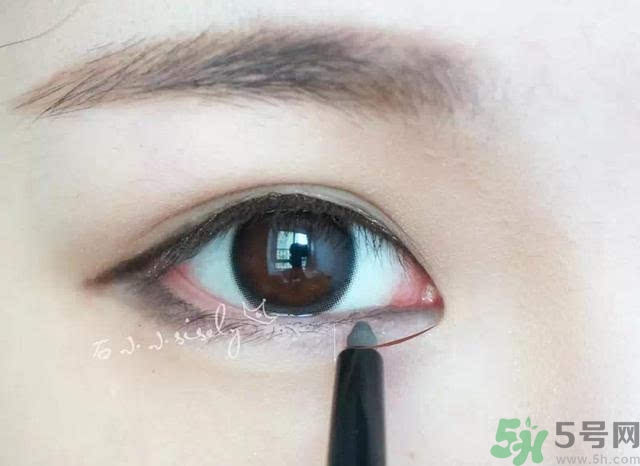 iu李智恩桃花妝怎么化？iu李智恩桃花妝怎么打造？
