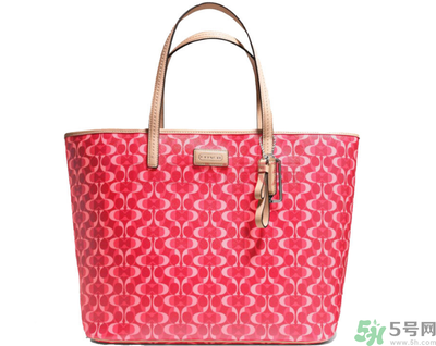 coach和gucci哪個(gè)好？coach和gucci哪個(gè)好看？
