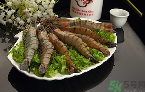 青蝦怎么清洗？買(mǎi)來(lái)的青蝦怎么清洗干凈？