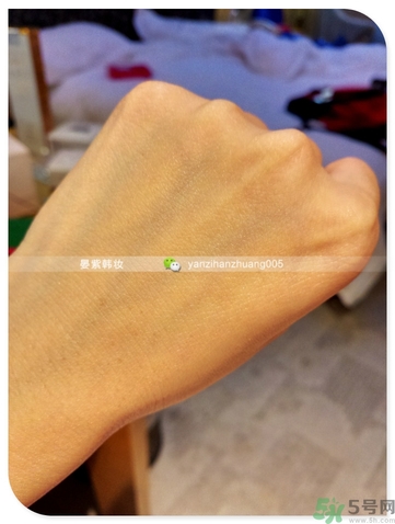 ahc玻尿酸噴霧怎么用？ahc b5玻尿酸噴霧使用方法