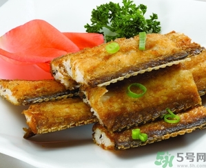 帶魚和西紅柿可以一起吃嗎？帶魚可以和番茄一起吃嗎？