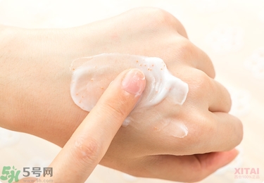 資生堂護(hù)手霜怎么樣？資生堂護(hù)手霜100g紅罐好用嗎？
