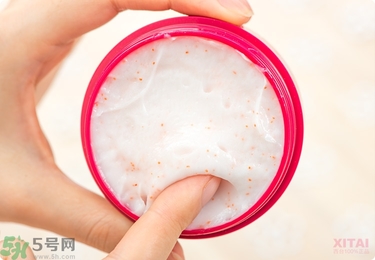 資生堂護(hù)手霜怎么樣？資生堂護(hù)手霜100g紅罐好用嗎？
