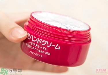 資生堂護(hù)手霜怎么樣？資生堂護(hù)手霜100g紅罐好用嗎？