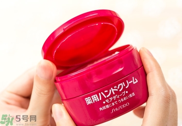 資生堂護(hù)手霜怎么樣？資生堂護(hù)手霜100g紅罐好用嗎？