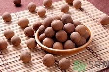 干桂圓怎么吃不上火？吃干桂圓有什么好處？