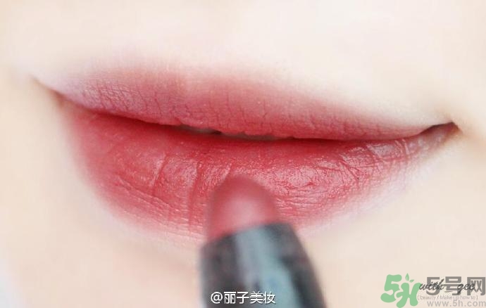 韓孝珠妝怎么化？韓孝珠韓式清新裸妝怎么化？