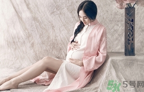 懷孕一個(gè)月胃不舒服怎么辦？懷孕一個(gè)月胃不舒服吃什么？
