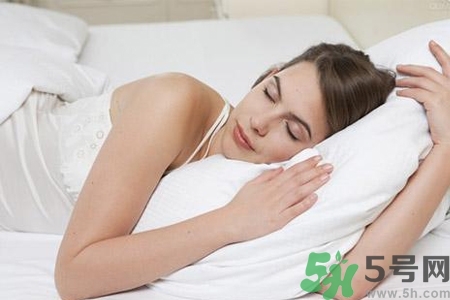 晚上如何快速入睡？快速入睡的方法有哪些？