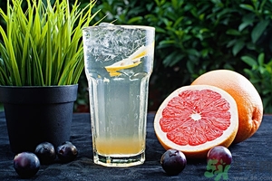 柚子可以泡水喝嗎？柚子泡水喝有什么好處？