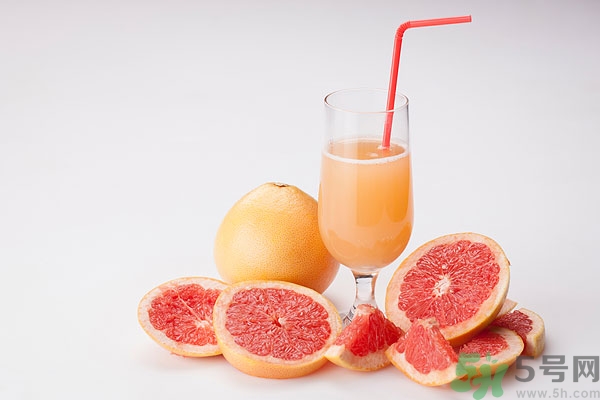 柚子能榨汁嗎？柚子和什么榨汁好喝？