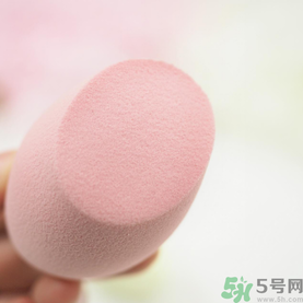 葫蘆海綿粉撲怎么用？葫蘆粉撲使用方法