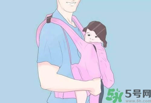 嬰兒怎么抱？嬰兒怎么抱著喂奶？