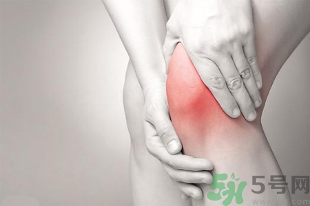 來月經(jīng)前膝蓋疼怎么回事？月經(jīng)膝蓋疼怎么辦？