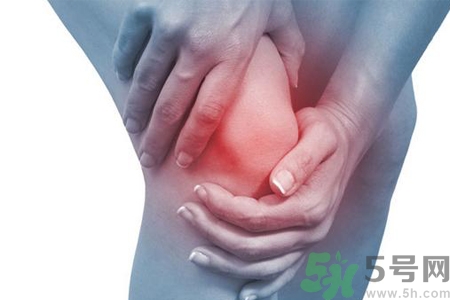 來月經(jīng)前膝蓋疼怎么回事？月經(jīng)膝蓋疼怎么辦？