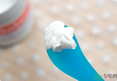 Sudocrem屁屁霜怎么用？sudocrem屁屁霜初生寶寶能用嗎？