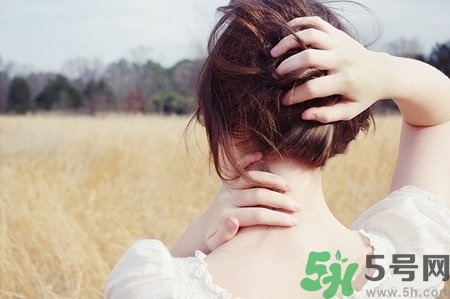夏天曬黑了多久恢復(fù)？夏天曬黑了怎么白回來？