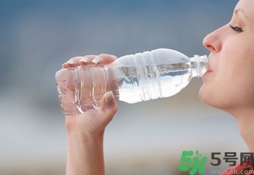 皮膚不白是什么原因？皮膚不白怎么辦