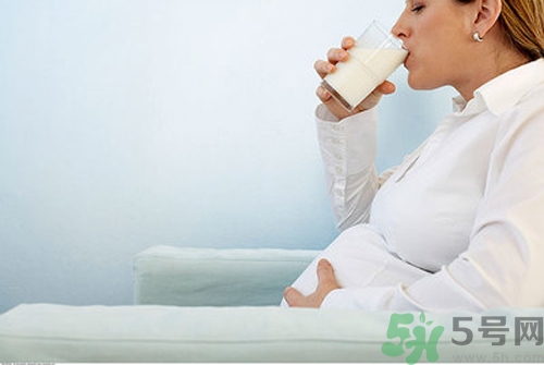 孕婦缺鈣的癥狀有哪些？孕婦缺鈣怎么補(bǔ)？