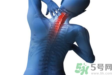 右側(cè)脖子疼是怎么回事？脖子疼怎么緩解？