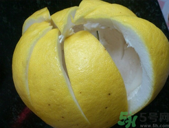 柚子皮能去冰箱異味嗎？為什么柚子皮能去除冰箱的異味？