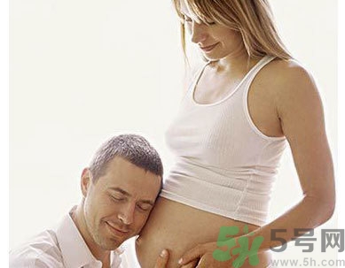 孕婦缺鈣的癥狀有哪些？孕婦缺鈣怎么補(bǔ)？