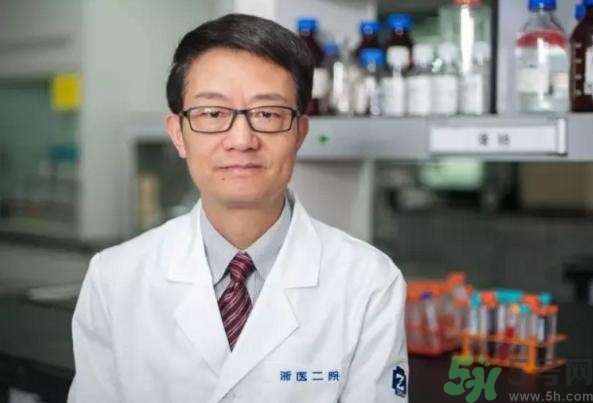 蘇打水可以喝嗎？小蘇打能吃嗎？