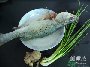 鱸魚蒸多長時間？鱸魚怎么蒸？