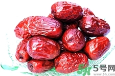 冬棗和紅棗的營(yíng)養(yǎng)價(jià)值哪個(gè)高？冬棗和紅棗哪個(gè)熱量高？
