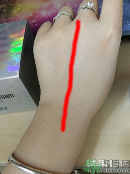 素顏霜和氣墊哪個好？素顏霜和氣墊bb哪個好？