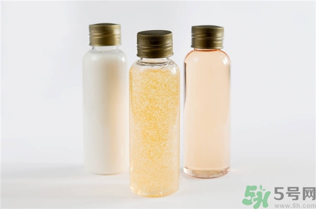 甘油直接擦臉好嗎？甘油可以直接涂臉上嗎？
