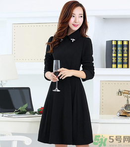 十月份可以穿裙子嗎？十月份穿什么衣服合適？