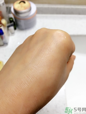 思親膚和自然樂園哪個(gè)好？skin food和自然樂園哪個(gè)好用？