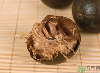 羅漢果泡水要去殼嗎？羅漢果泡水泡多久？