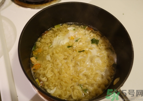 辛拉面是哪個國家的？辛拉面怎么煮好吃？