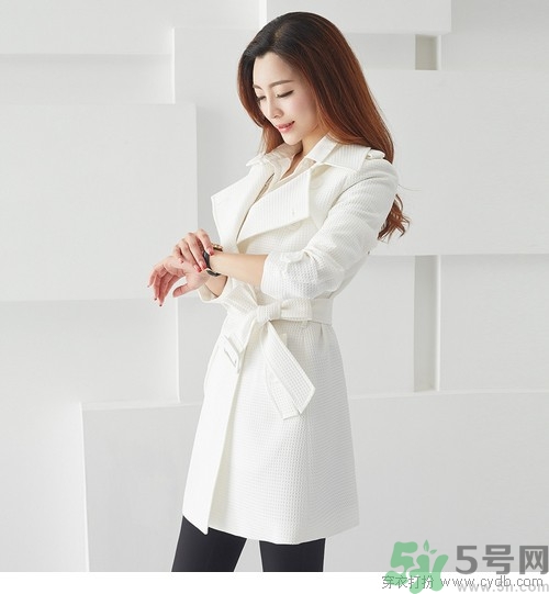 十月份可以穿風(fēng)衣嗎？風(fēng)衣什么時候穿？