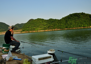 十月份水庫(kù)可以釣魚嗎？十月份水庫(kù)釣魚技巧