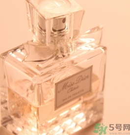 夜巴黎香水現(xiàn)在有嗎？夜巴黎香水哪里買？