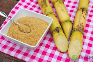 吃甘蔗有什么好處？吃甘蔗的好處與壞處
