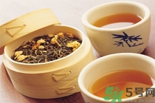 茶垢對身體有害嗎？茶垢到底是養(yǎng)生還是危害健康？