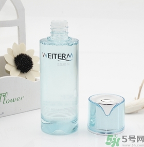 柔膚水是爽膚水嗎？柔膚水和爽膚水的區(qū)別