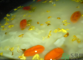 新鮮桂花可以煮粥嗎？桂花可以煮粥嗎？