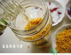 桂花酒可以加蜂蜜嗎？桂花酒可以和蜂蜜一起吃嗎？